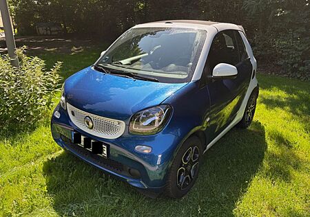 Smart ForTwo cabrio EQ Passion SHZ 22kW Lader 4Season