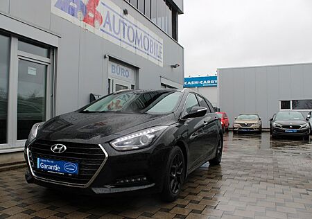 Hyundai i40 cw blue Trend AHK Bi-Xenon 1.Hd. Garantie