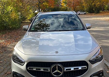 Mercedes-Benz GLA 250 e DCT -Progressive-AHK-TW-360 Kam