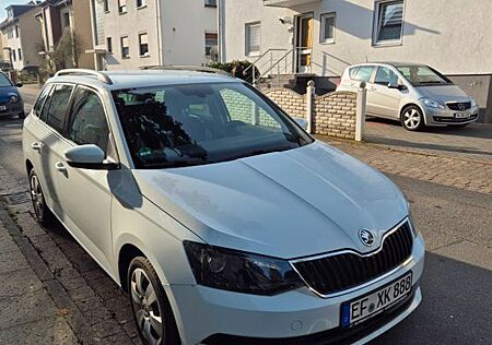Skoda Fabia 1.4l TDI 77kW *SITZHZ*KLIMA*AHK*Tempomat*