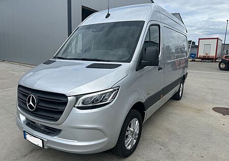 Mercedes-Benz Sprinter 319 V6 absolute Vollausstattung