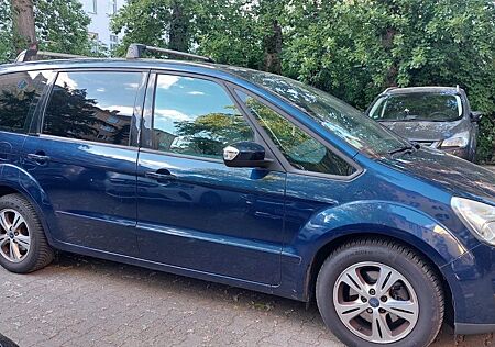 Ford Galaxy 2,0 TDCi 96kW DPF Ambiente Ambiente