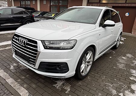 Audi Q7 3.0 TDI quattro S Line NACHTSICHT