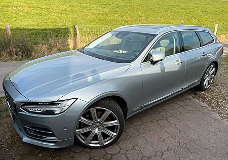 Volvo V90 D5 AWD Inscription - TOPGEPFLEGT Scheckhheft
