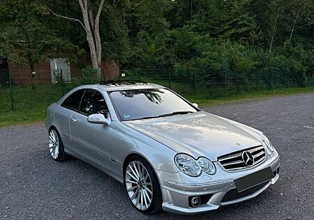 Mercedes-Benz CLK 200 KOMPRESSOR AVANTGARDE | Service Neu!