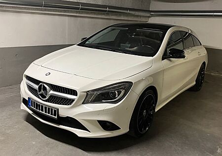 Mercedes-Benz CLA 220 Shooting Brake CLA 220 d DCT Urban S...