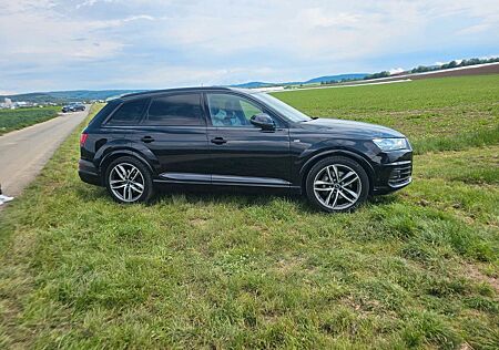 Audi Q7 3.0 TDI quattro tiptronic -