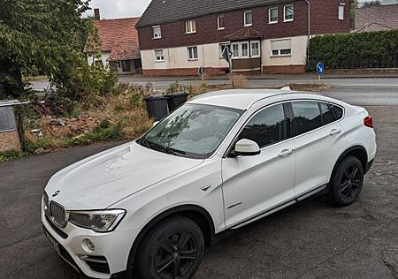 BMW X4 xDrive30d Aut. xLine 1A Zustand