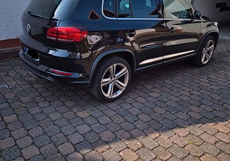 VW Tiguan Volkswagen 2.0 TDI 130kW 4MOT BMT CUP Sport & St...