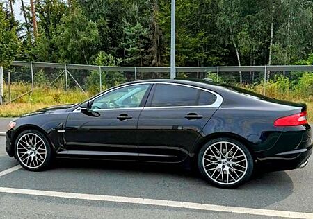 Jaguar XF 3.0 V6 Diesel S Premium Luxury Premium Luxury