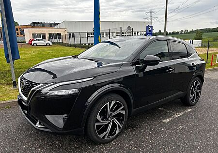 Nissan Qashqai 1.3 MHEV AWD AHK Pano Xtronic Tekna+