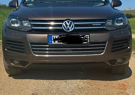 VW Touareg Volkswagen 3.0 Hybrid Tiptronic Exclusive Exclusive