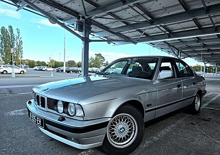 BMW 535i Negociable