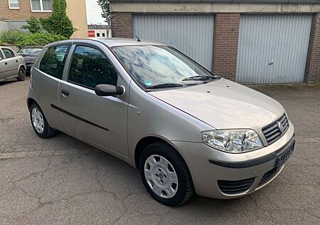 Fiat Punto 1.2 8V Active*WENIG KM*TÜV NEU*