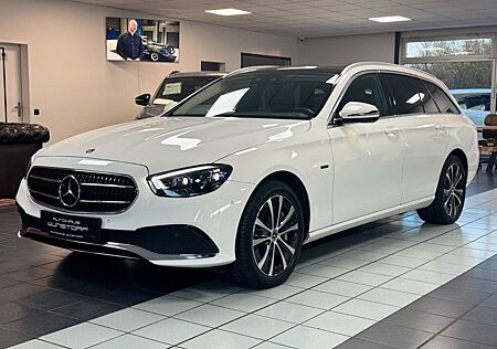 Mercedes-Benz E 300 de 4Matic PANO/LUFT/AHK/LED/MBUX/1.HD/SHZ/