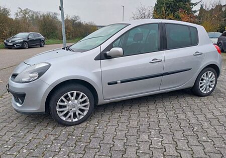 Renault Clio 1.6 16V 65kW aus 1 Hand