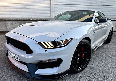 Ford Mustang SHELBY GT350