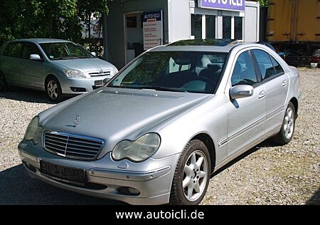 Mercedes-Benz C 320 Elegance * NAVI * STANDHEIZUNG * XENON *