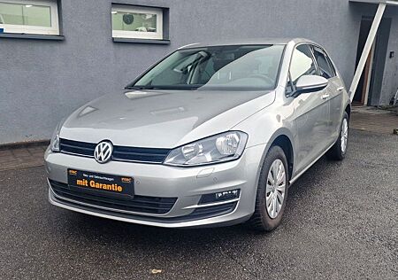 VW Golf Volkswagen VII Lim. Trendline BMT