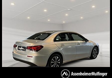 Mercedes-Benz A 180 d Limousine Style +MBUX+Navi+PDC+LED+SpurH