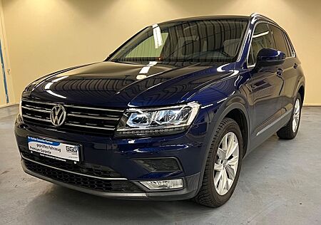 VW Tiguan Volkswagen Highline 2.0 TDI DSG 4Motion AHK+NAVI+LED