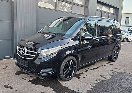 Mercedes-Benz V 220 EDITION Navi 6 Sitzer Leder Tisch Design-P