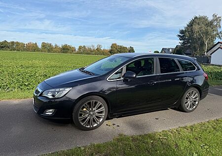 Opel Astra Sports Tourer 1.6 Turbo