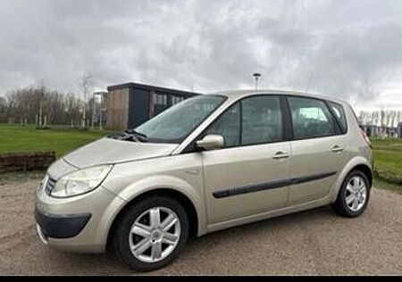 Renault Scenic Dynamique 1.6 16V Dynamique