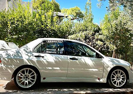 Mitsubishi Lancer Evolution IX Rennwagen/Rallyewagen