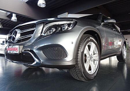 Mercedes-Benz GLC 220 d 4M AMG Line Int./ Navi/ LED/ Pano/ AHK