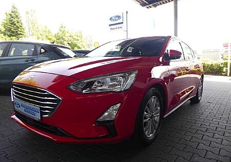 Ford Focus Lim. Titanium,Winter-Paket