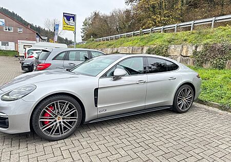 Porsche Panamera GTS GTS