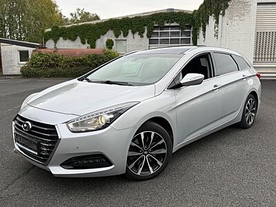 Hyundai i40 cw blue Style*Autom*Panno*Navi*Kamera*
