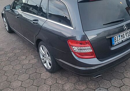 Mercedes-Benz C 220 CDI T BlueEFFICIENCY AVANTGARDE AVANTGARDE