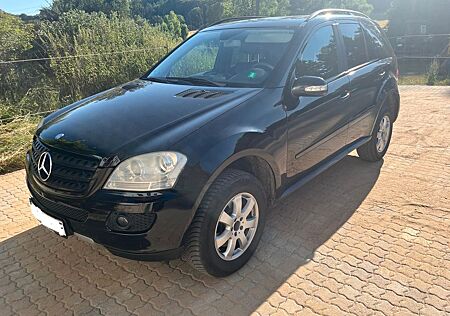 Mercedes-Benz ML 320 CDI 4MATIC 3,5t AHK TÜV 2027