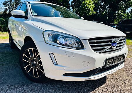 Volvo XC 60 XC 60SUMMUM 2.0*181 PS*KLIMA*LEDER*PANO*XENON