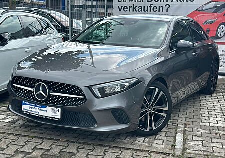 Mercedes-Benz A 200 Lim NIGHT+SPUR+CAM+NAVI+LED+MBUX