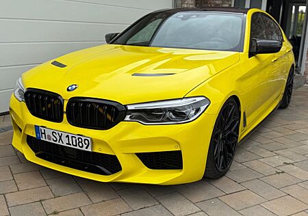 BMW M550i xDrive VOLL HeadUP Massage B&W Alcantara