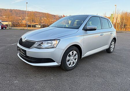 Skoda Fabia 1.2l TSI - 90PS - AHK - GARANTIE