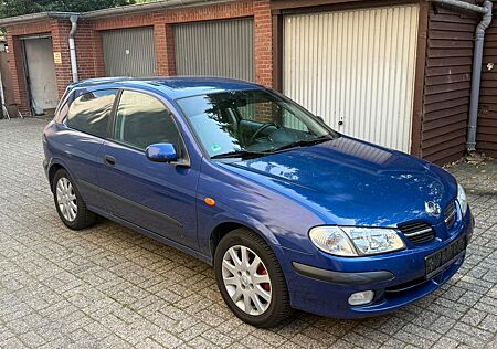 Nissan Almera Comfort 1.8I Comfort