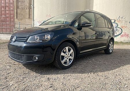VW Touran Volkswagen Match