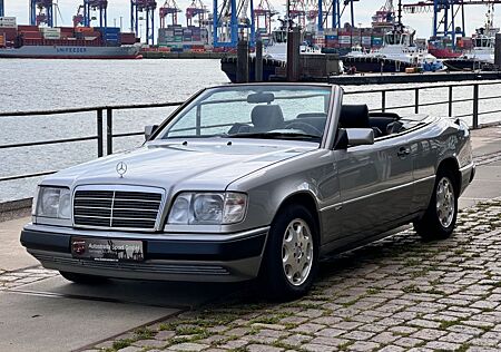 Mercedes-Benz 300 CE 24 V