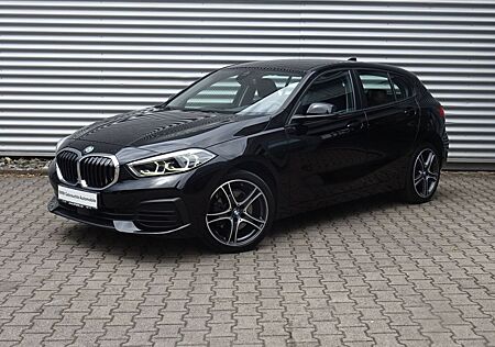 BMW 118i Lim. Advantage LED LivePro CarPlay Kamera