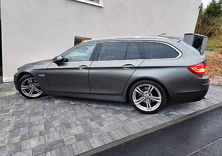 BMW 525d Touring LCI*Pano*Head-Up*Leder*Navi-Pro*19"