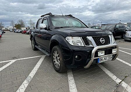Nissan Navara Pickup Double Cab V6 4X4 lkw autom.leder