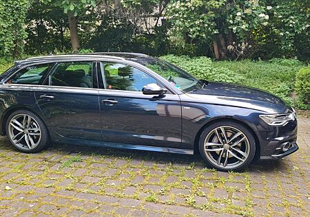 Audi A6 quat Pano Luft AHK Matrix ACC uvm