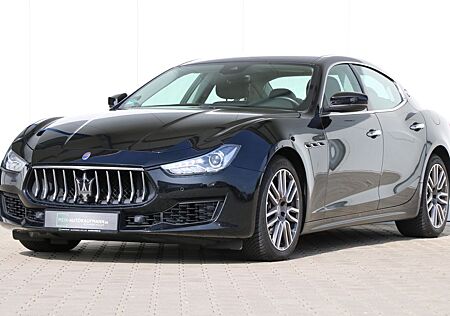 Maserati Ghibli 3.0 V6 Aut.*PREMIUM*ASSISTENZ*RFK*HARMANK