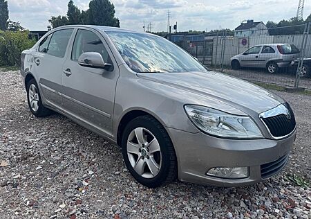 Skoda Octavia Lim. Ambition Klimaautom,Navi,alus,Euro5