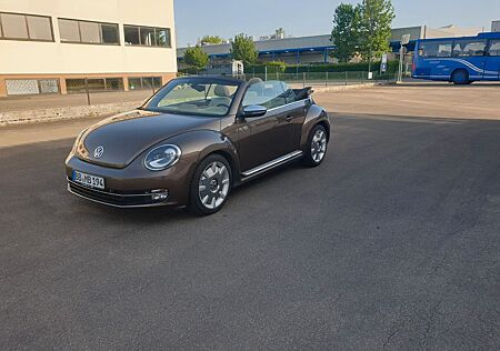 VW Beetle Volkswagen 2.0 TDI DSG 70's Cabriolet 70's
