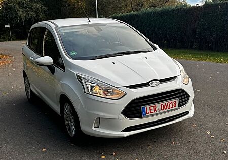 Ford B-Max Titanium